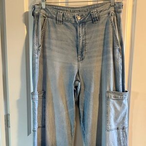 American Eagle Wide Leg Stretch Cargo Jeans